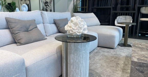 שולחנות צד ונשכנים