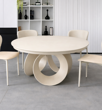 שולחן אוכל דגם פיטרו 