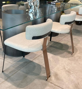 כיסא שולחן דגם דיאמונד 