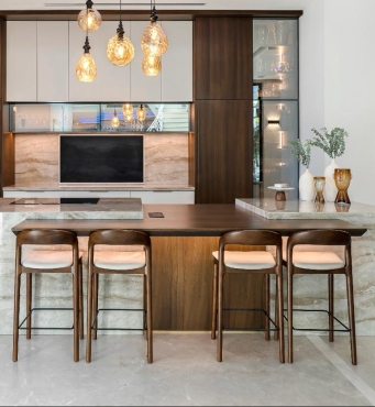 כיסא בר דגם דיזל