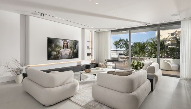 _71A3253_0002_Layer_148